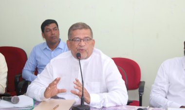 மீனவர்கள் தற்போது கண்டுபிடிக்கப்பட்டமை குறித்து, ஊடகவியலாளராகிய நீங்கள் சொல்லும்வரை எனக்கு எதுவும் தெரியாது.